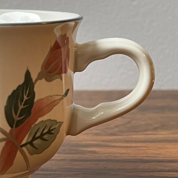 Mikasa Continental Silk Flowers Octagonal 2 Tea Cups and 2 Saucers F3003 - Picture 8 of 16